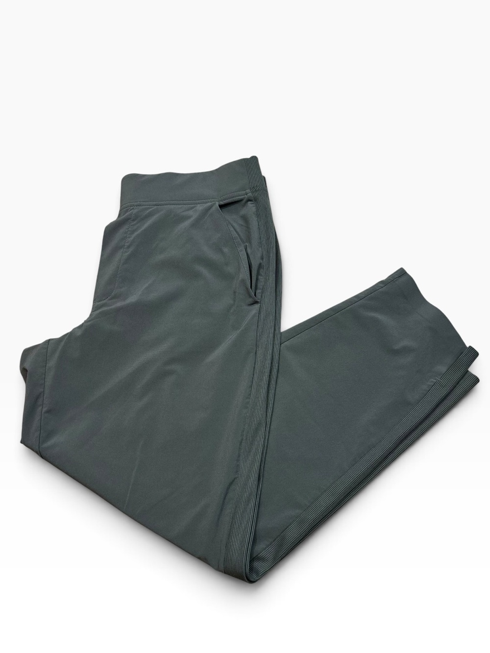 Ladies Green Athleta Lightweight Pants Size 8 Petite